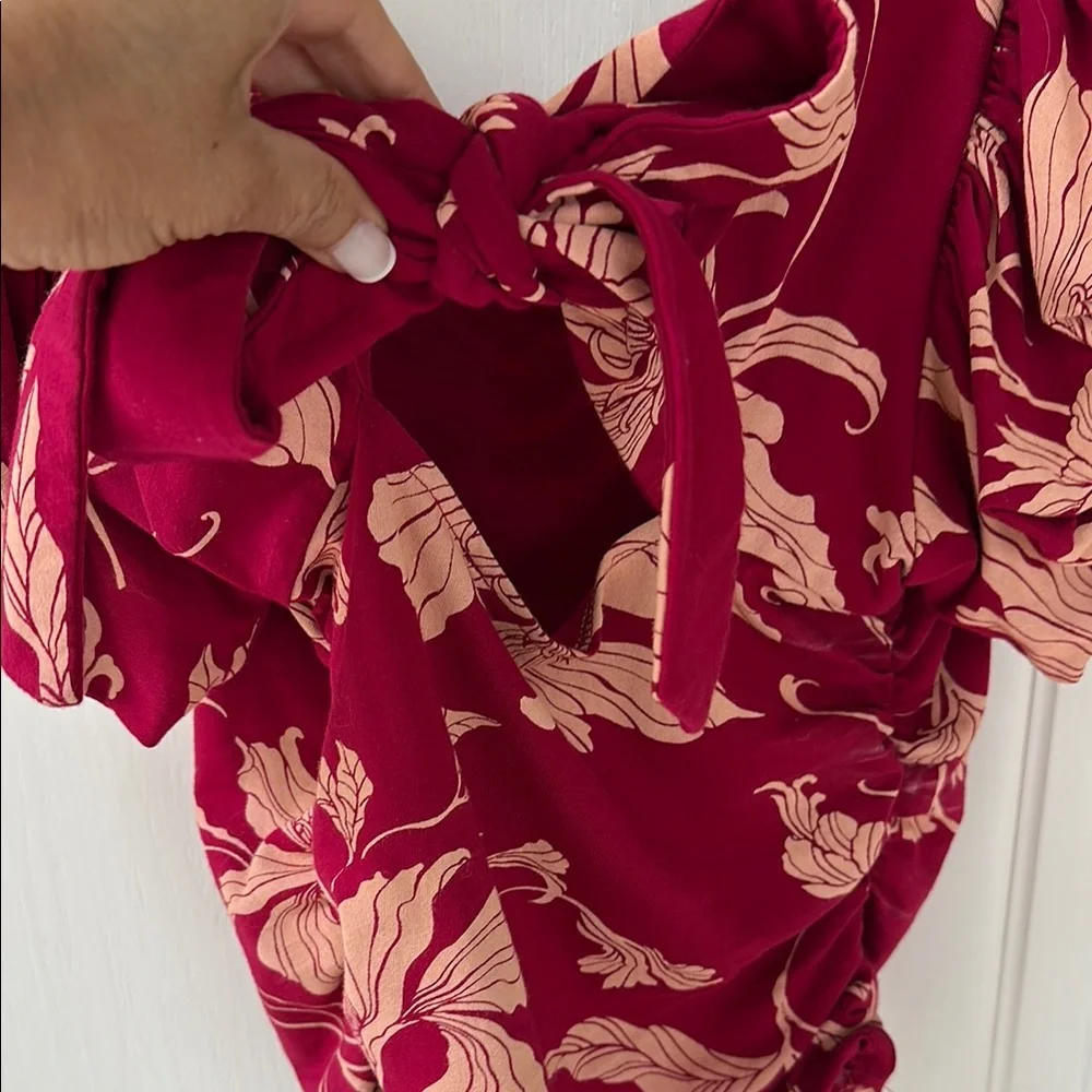 Floral Ruffle Sleeve Top - Raspberry - Picture 6 of 6